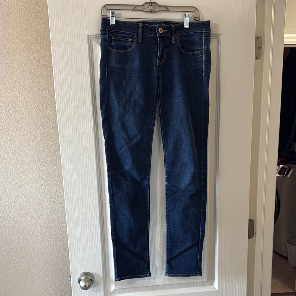 American eagle size 8 regular skinny Women's Blue Jeans